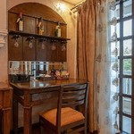 @instagram: Want to stay indoors to escape the summer heat? Our ensuite bar assures you can do that and more ;)