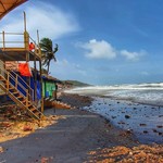 @instagram: #anjuna #beachvibes #wideangle #faded