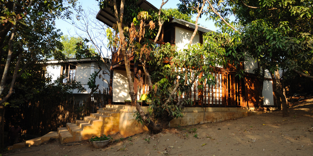 Wooden Oriental β Luxury villa for rent in Ashvem