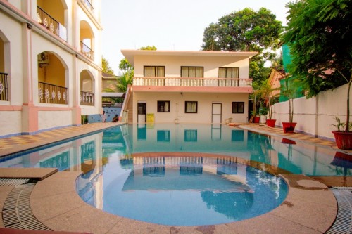 Swimming pool