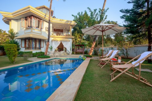 Luxury villa in Colva with private swimming pool