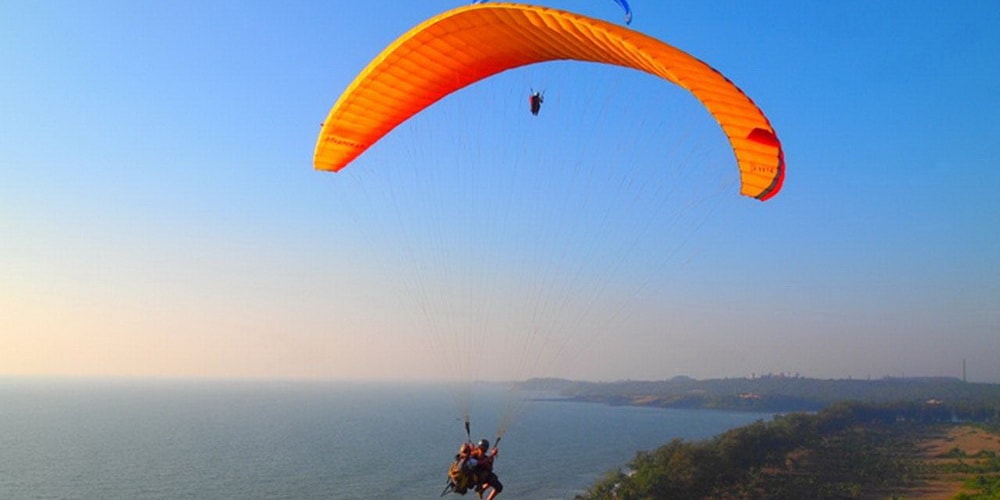 Paragliding in Arambol Goa